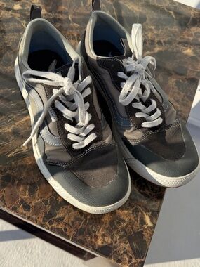 Vans Two-Tone Black & Gray Low-Top Sneakers size 10.5